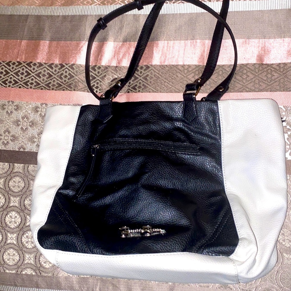 Jessica Simpson purse